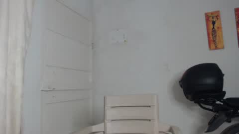 Snapshot of natzumi_mcqueen chatting on January 10, 11:33 am Stella Mcqueen online show from January 10, 11:33 am