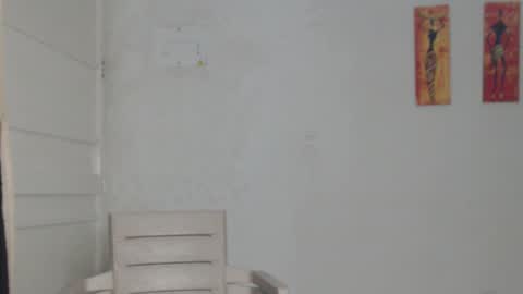 Snapshot of natzumi_mcqueen chatting on February 5, 11:17 pm Stella Mcqueen online show from February 5, 11:17 pm