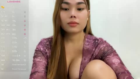 Snapshot of natzumiee_ chatting on February 8, 1:09 am Shuvee Keiko Half Japanese Half Pinay online show from February 8, 1:09 am