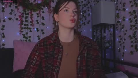 bella online show from April 14, 12:38 am