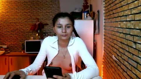 naughty_coupl3xxx online show from February 25, 8:29 pm