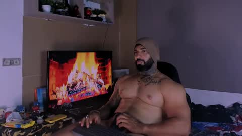 Miller online show from December 8, 11:51 pm