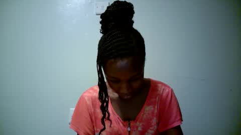 Snapshot of naughty_kesh chatting on December 3, 8:34 am kesh online show from December 3, 8:34 am