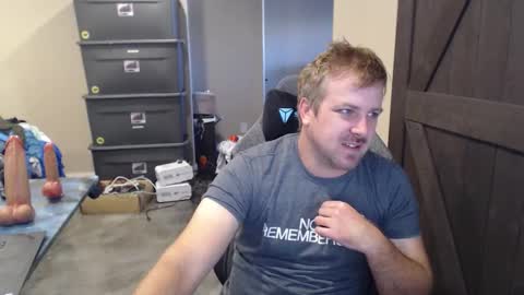 Naughty kinky1 online show from December 3, 6:17 pm