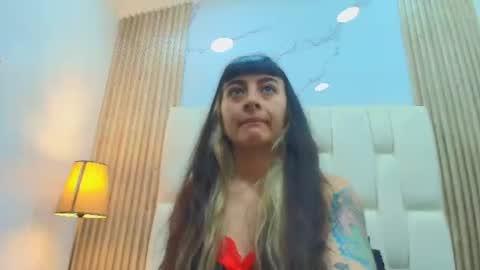 Snapshot of naughty_kittenm chatting on June 11, 11:19 am Kitten online show from June 11, 11:19 am