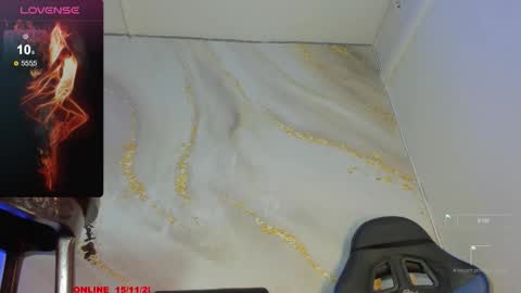 Snapshot of naughty_lizeth chatting on November 16, 1:06 pm lizeth online show from November 16, 1:06 pm