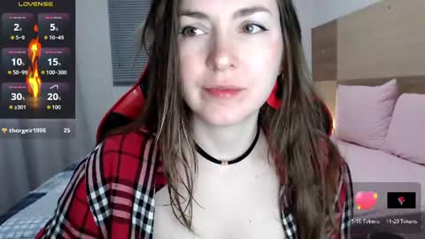 Snapshot of naughty_popa chatting on June 21, 2:58 am Ann online show from June 21, 2:58 am