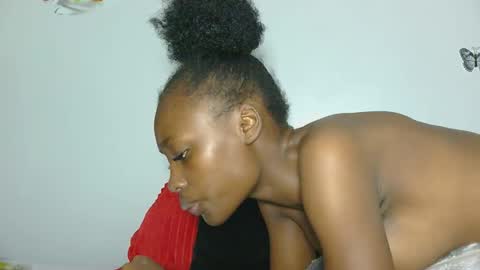 sexxy online show from November 17, 5:46 am