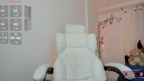 Lau    online show from March 8, 2:04 am