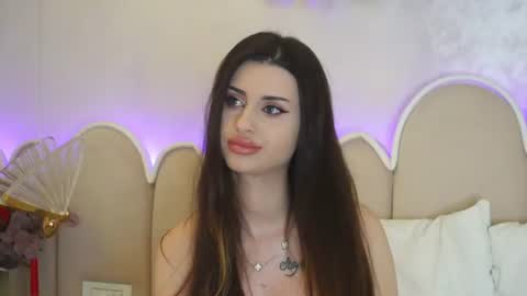naughtyalicee online show from June 30, 6:36 am