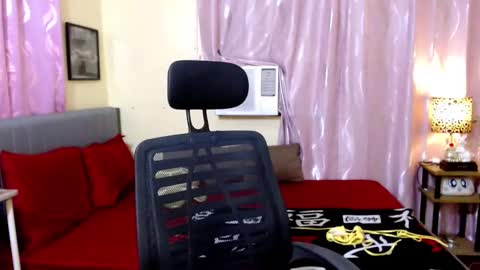 Snapshot of naughtyasiancummer chatting on February 11, 1:41 pm fujiko Be online show from February 11, 1:41 pm