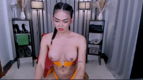 Snapshot of naughtyaurora69 chatting on January 16, 2:19 pm NaughtyAurora online show from January 16, 2:19 pm