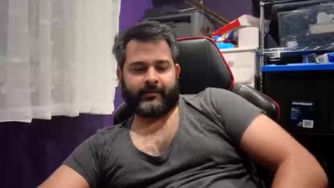 Snapshot of naughtydesicock chatting on November 9, 5:17 am sakhtlaundaz online show from November 9, 5:17 am