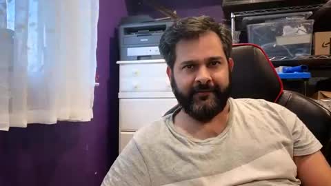 sakhtlaundaz online show from November 28, 9:28 pm