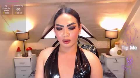 Snapshot of naughtyfridah chatting on June 8, 1:39 am naughtyfridah online show from June 8, 1:39 am