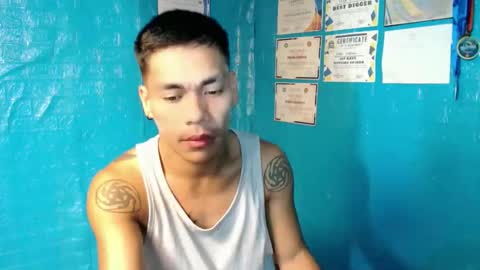 Snapshot of naughtyfuck_boy chatting on November 24, 3:01 pm naughtyfuck_boy online show from November 24, 3:01 pm