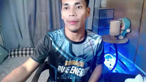 Snapshot of naughtyfuck_boy chatting on February 18, 9:44 pm naughtyfuck_boy online show from February 18, 9:44 pm