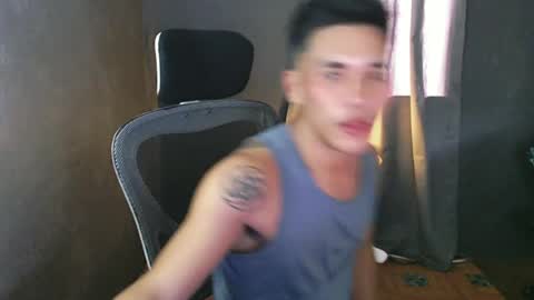 naughtyfuck_boy online show from June 20, 7:33 am