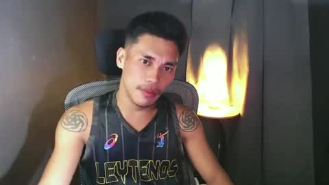 naughtyfuck_boy online show from June 27, 12:22 pm