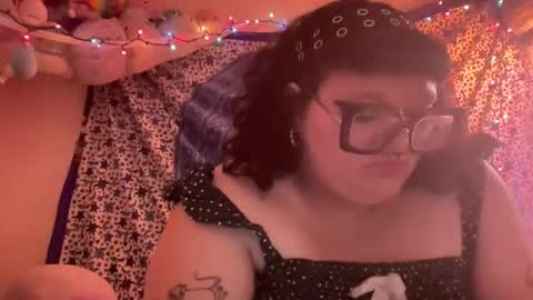 Naughty Girl online show from November 28, 11:07 pm