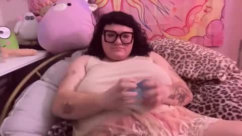 Naughty Girl online show from November 30, 11:53 pm