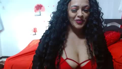 naughtygoddesss online show from October 12, 9:36 pm