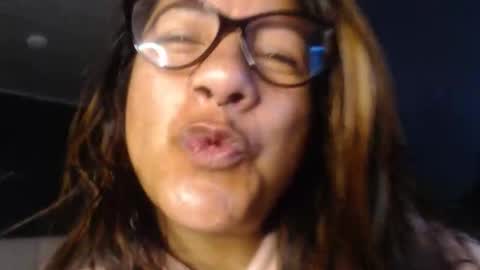 Kimberly online show from May 30, 2:03 pm