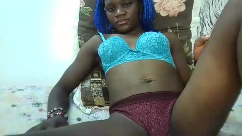 naughtylisah online show from October 12, 6:18 pm