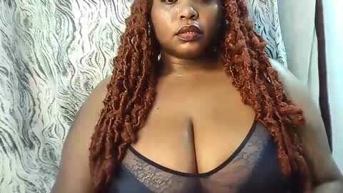 naughtylisah online show from November 10, 7:18 am