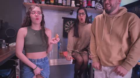 ANDREA STEPH  MIKE online show from January 4, 8:16 pm