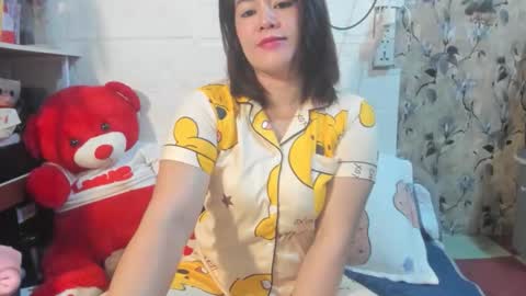 Snapshot of naughtymhavz chatting on October 2, 10:55 am marvie mhavz online show from October 2, 10:55 am