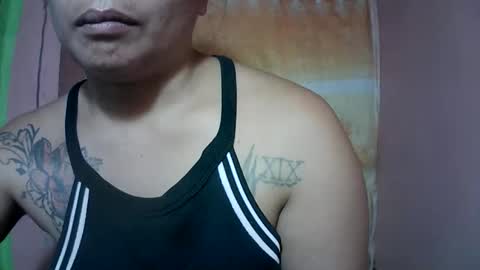 naughtymom_33 online show from November 22, 9:36 pm