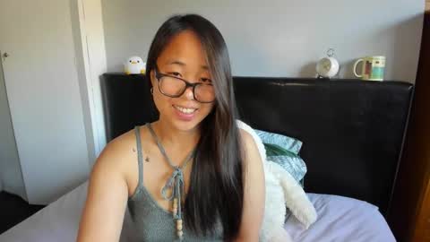 Gigi Chu  online show from October 6, 3:09 pm