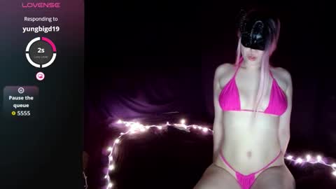 Snapshot of naughtynova6969 chatting on January 19, 1:37 pm Nova online show from January 19, 1:37 pm