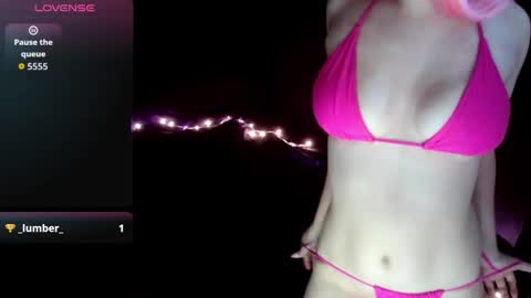 Snapshot of naughtynova6969 chatting on February 4, 6:58 pm Nova online show from February 4, 6:58 pm