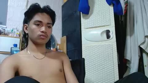 Snapshot of naughtyperfectasian4u chatting on February 1, 3:32 pm naughtyperfectasian4u online show from February 1, 3:32 pm
