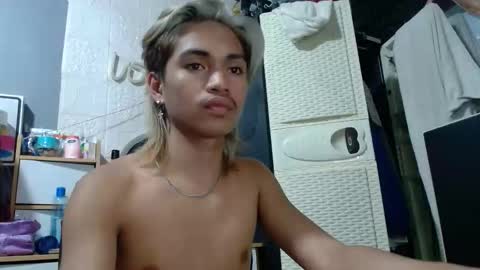 Snapshot of naughtyperfectasian4u chatting on February 27, 4:40 pm naughtyperfectasian4u online show from February 27, 4:40 pm