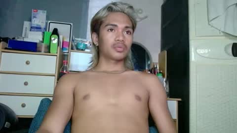 Snapshot of naughtyperfectasian4u chatting on March 2, 11:50 am naughtyperfectasian4u online show from March 2, 11:50 am