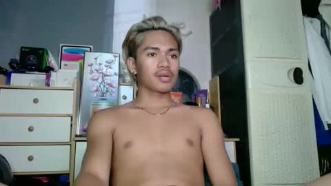 Snapshot of naughtyperfectasian4u chatting on March 20, 11:37 am naughtyperfectasian4u online show from March 20, 11:37 am