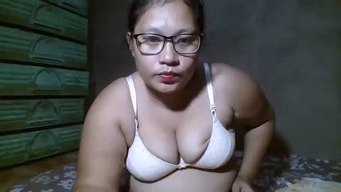 juls online show from March 18, 2:47 am