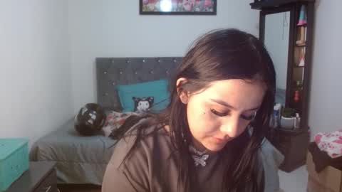 naughtyplayass online show from February 18, 12:23 pm