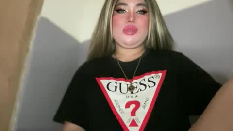 Rose Wilson online show from November 11, 3:12 pm