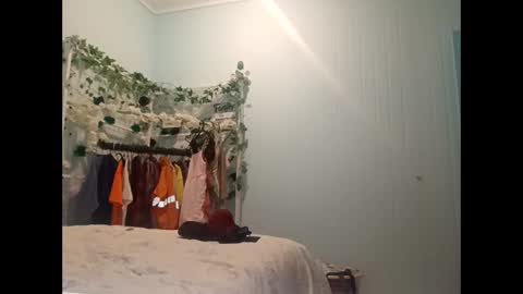 Naughty Jess online show from April 16, 12:28 pm