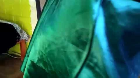 Snapshot of naughtyuki chatting on December 5, 10:23 pm Naughty Uki online show from December 5, 10:23 pm