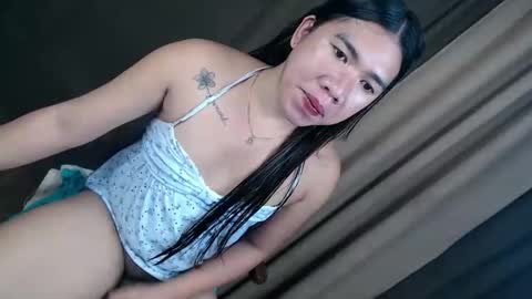naughtywildvenice online show from May 26, 11:12 pm