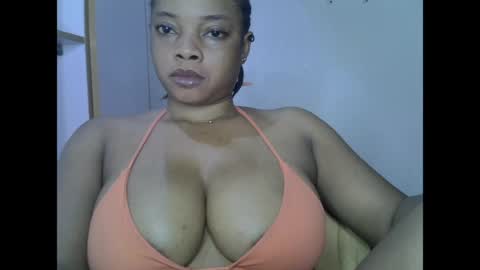 naughtyxcuntx online show from April 23, 7:52 am