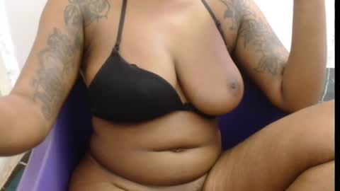 naughtyxpussyx online show from January 19, 2:43 pm