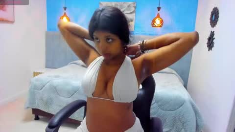 naugthy_brunette_ online show from March 18, 2:26 am