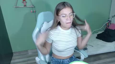 Snapshot of naugthy_muse chatting on February 10, 5:11 am sabrina online show from February 10, 5:11 am