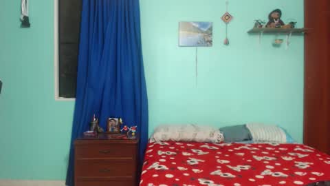 keyra online show from November 27, 1:40 am